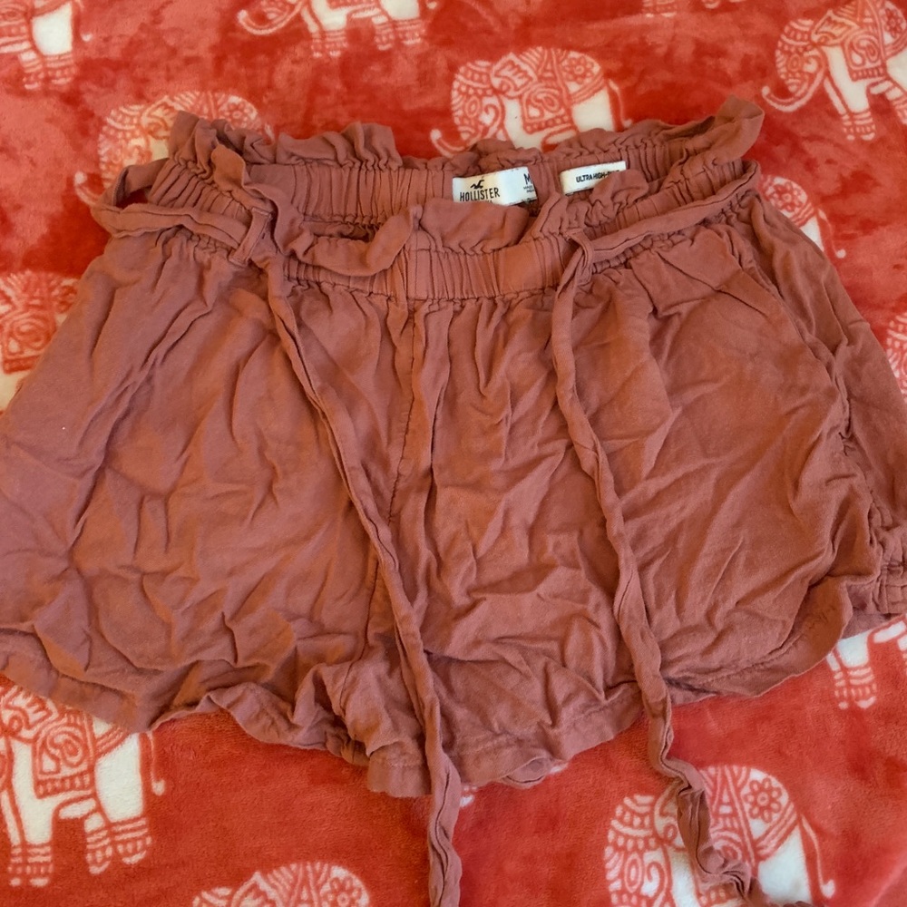 Hollister tie up shorts